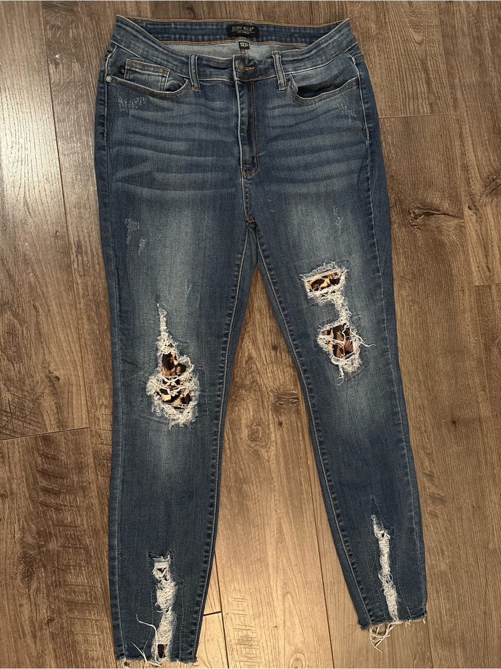 Judy Blue denim jeans high rise skinny fit stretchy leopard print details 13/31